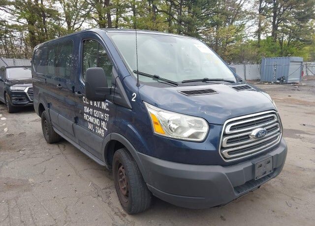2015 FORD Transit
