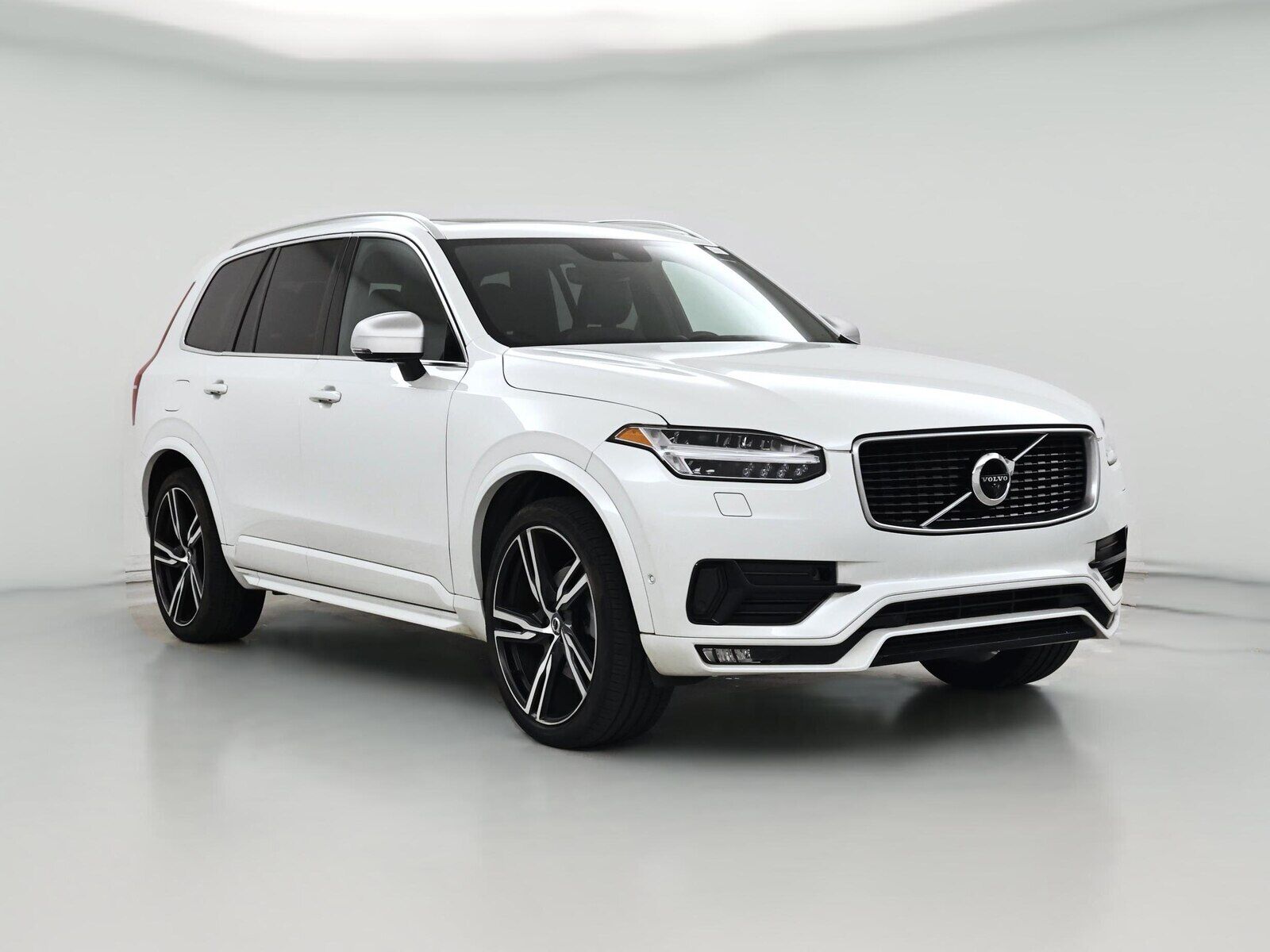 2018 VOLVO XC90
