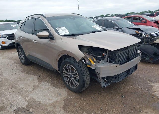 2021 FORD Escape