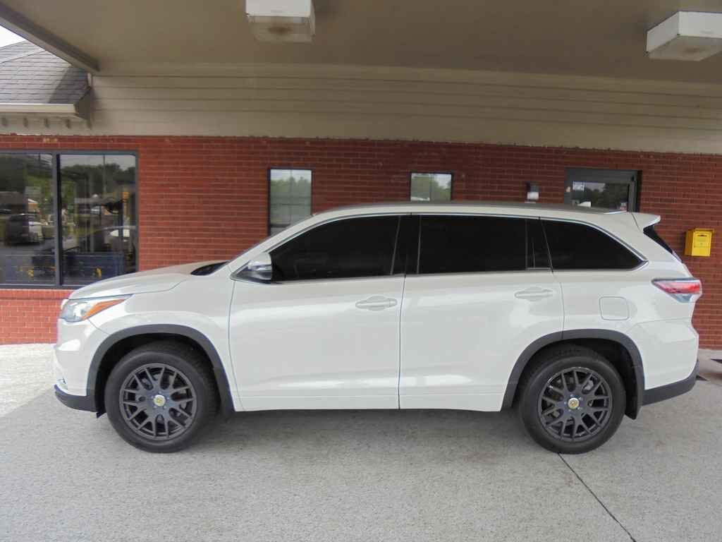 2014 TOYOTA Highlander