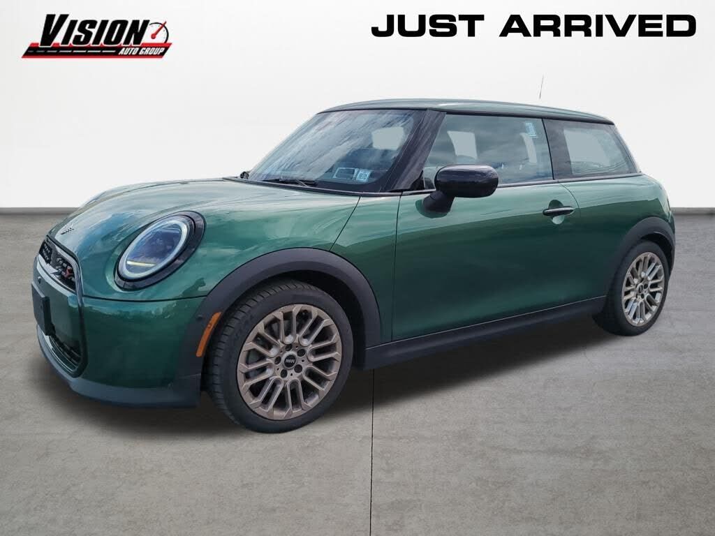 2025 MINI Hardtop