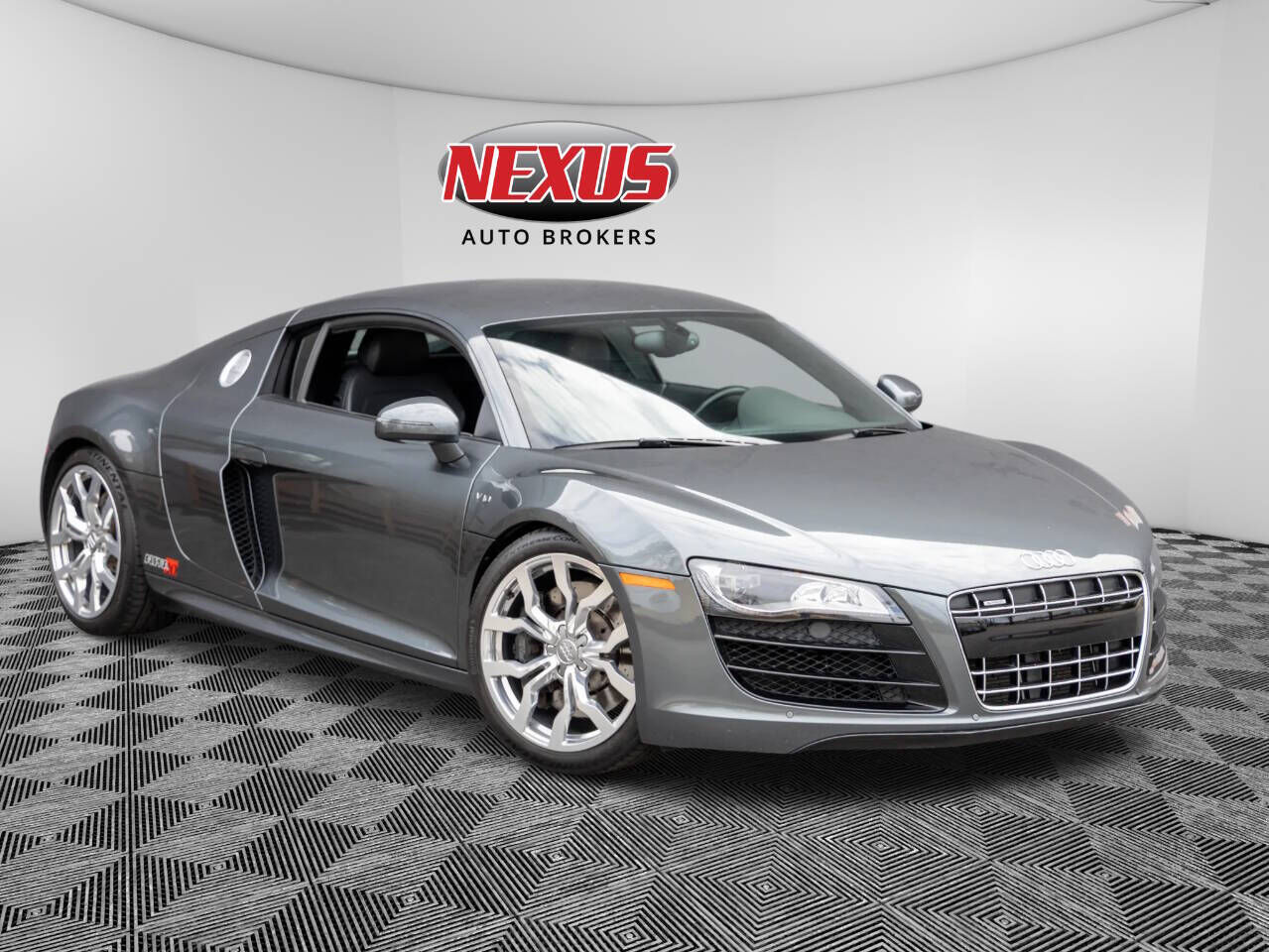 2011 AUDI R8