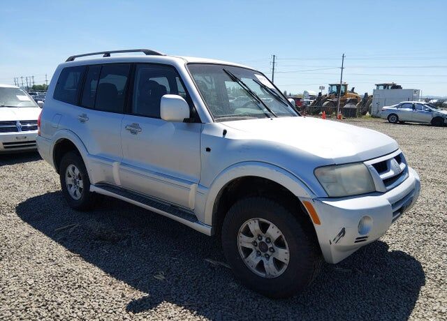 2003 MITSUBISHI Montero
