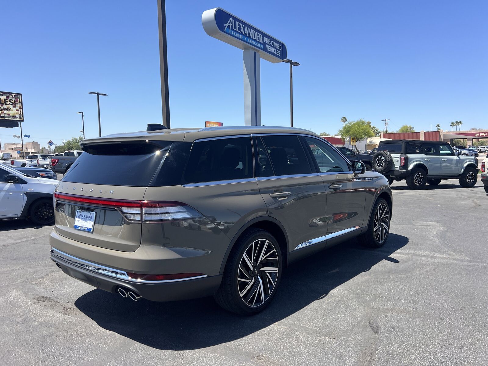 2025 LINCOLN Aviator