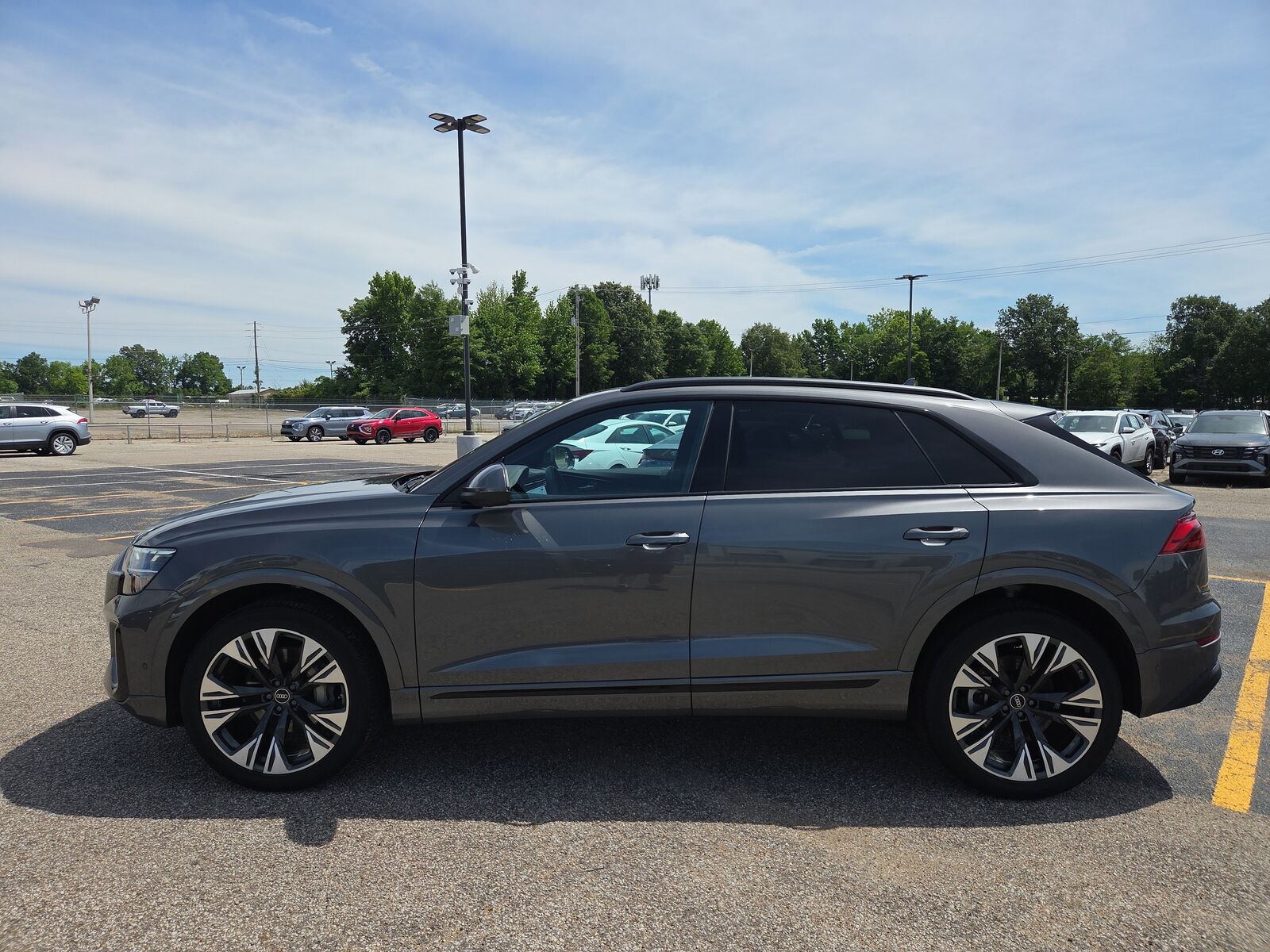 2025 Audi Q8