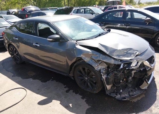 2017 NISSAN Maxima