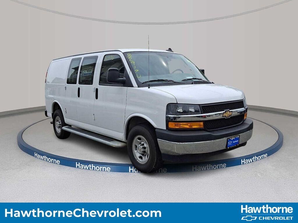 2024 CHEVROLET Express