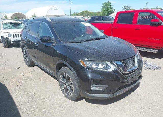 2017 NISSAN Rogue