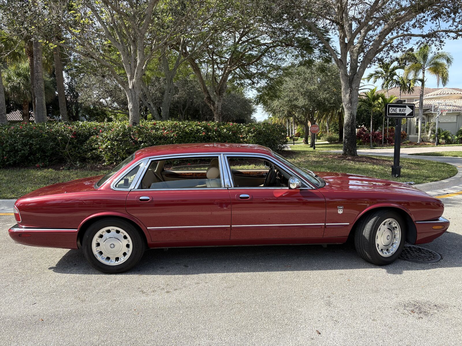 Jaguar Vanden Plas