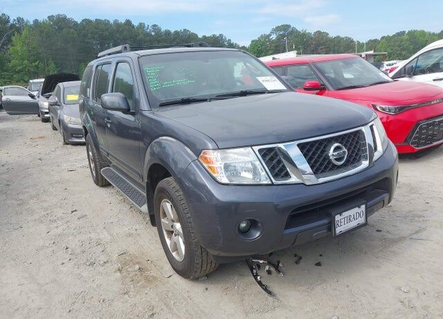 2011 NISSAN Pathfinder