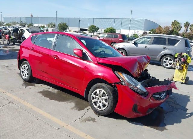 2014 HYUNDAI Accent