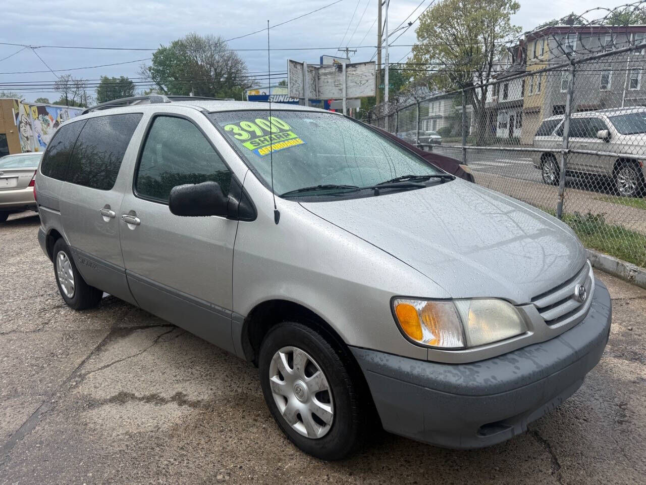 2003 TOYOTA Sienna