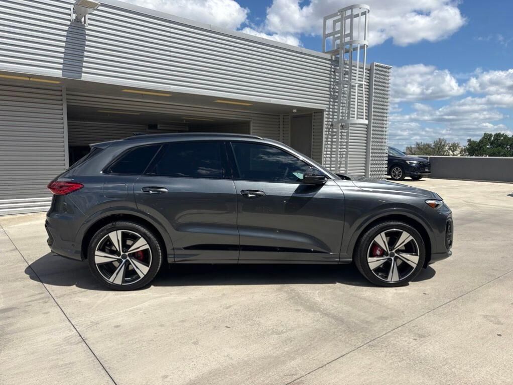2026 Audi SQ5