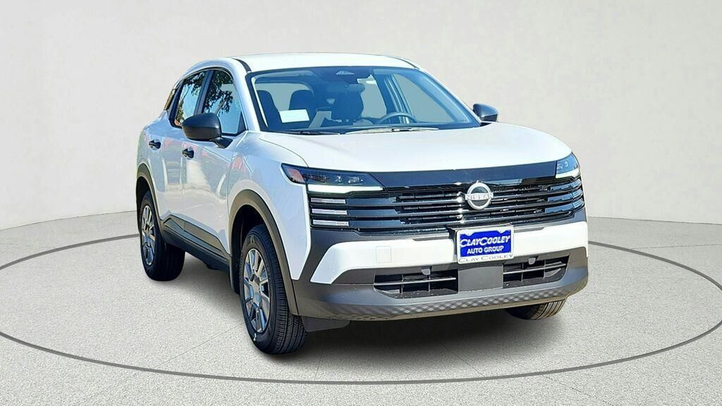 2026 NISSAN Kicks