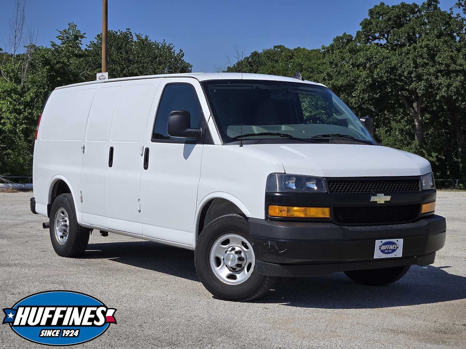 2021 CHEVROLET Express