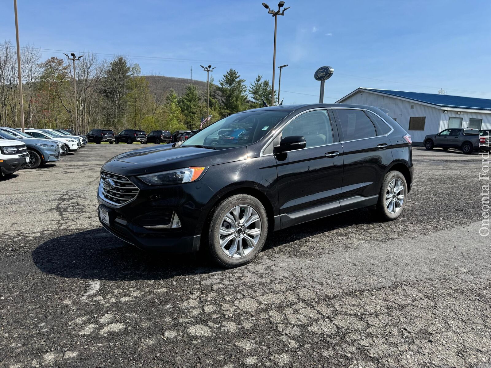 2024 FORD Edge