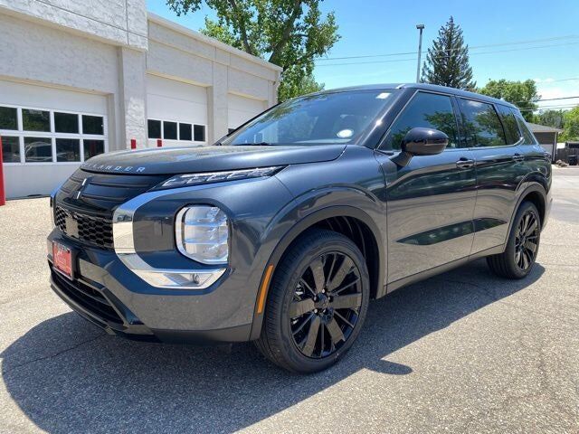 2026 MITSUBISHI Outlander
