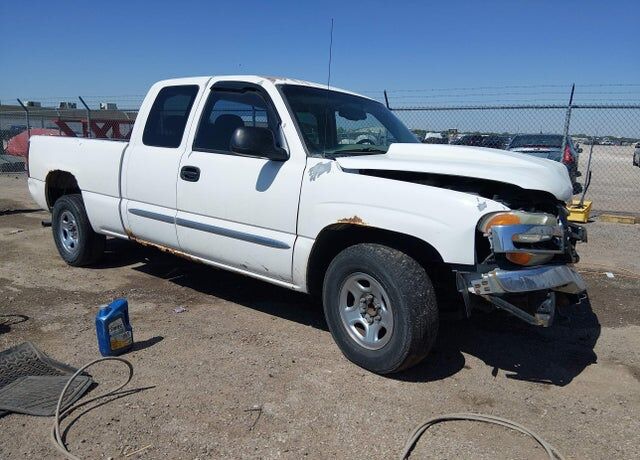 2004 GMC Sierra