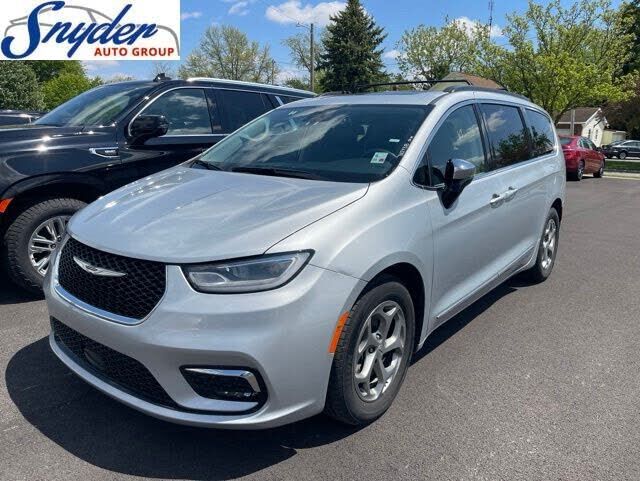 2023 CHRYSLER Pacifica