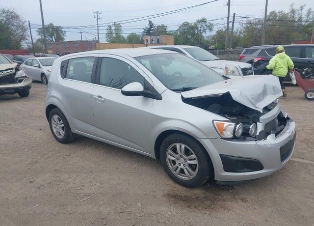 2013 CHEVROLET Sonic