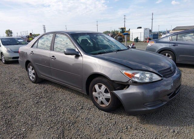 2002 TOYOTA Camry