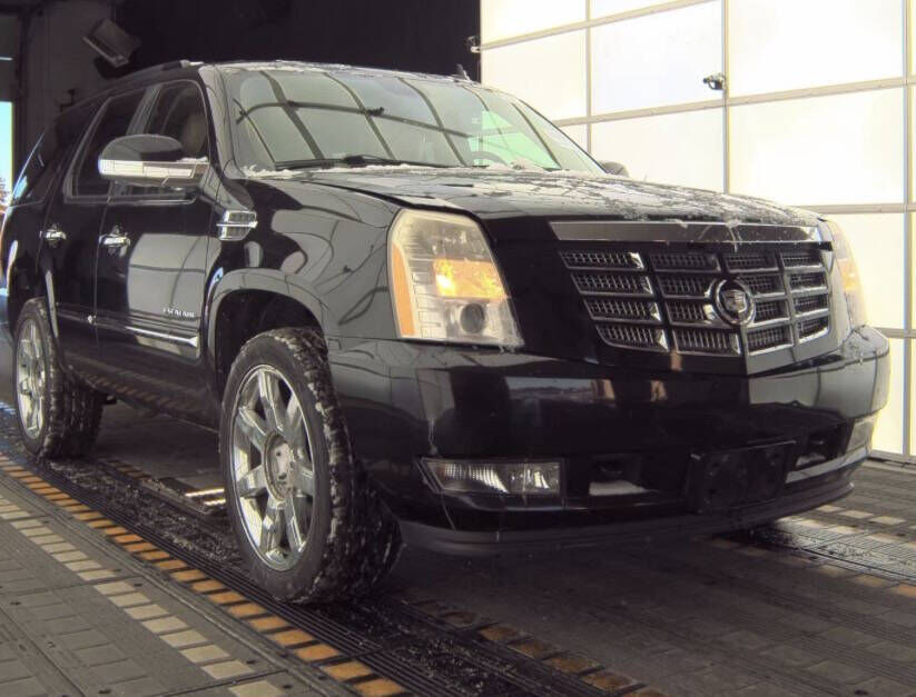 2010 CADILLAC Escalade