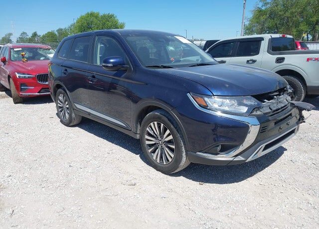 2020 MITSUBISHI Outlander