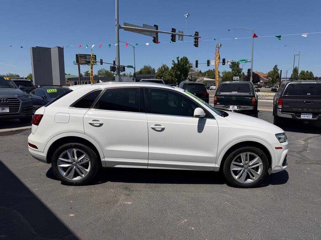 2016 Audi Q3