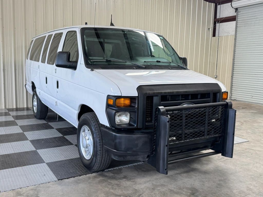2009 FORD E-350