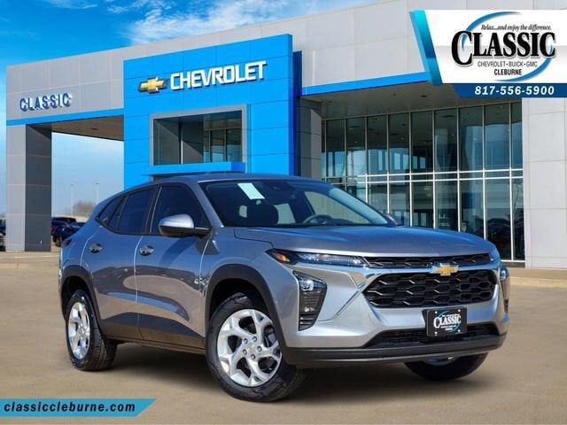 2026 CHEVROLET Trax