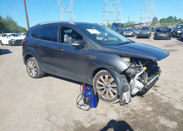 2017 FORD Escape