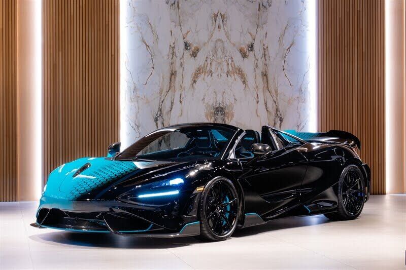 2022 MCLAREN 765LT