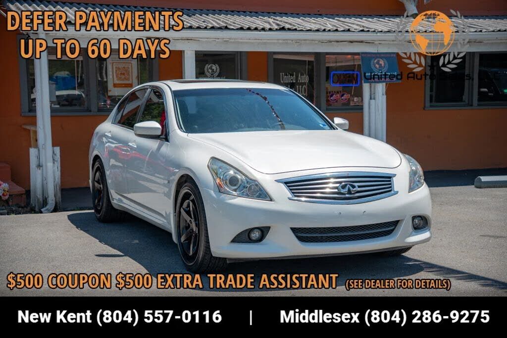 2015 INFINITI Q40