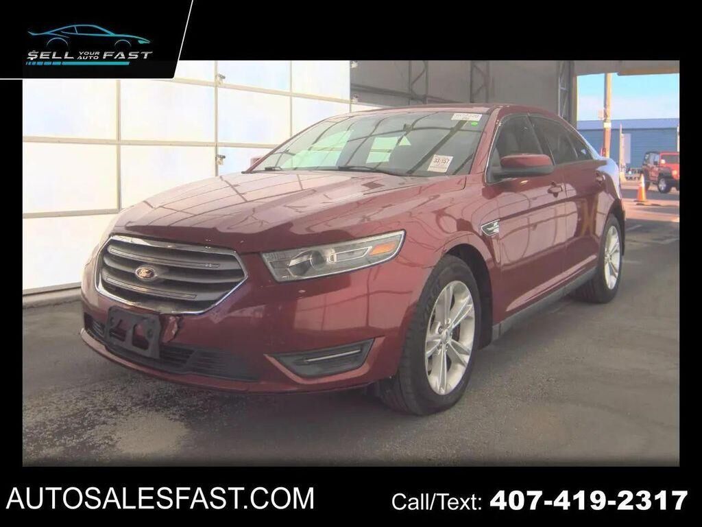 2013 FORD Taurus