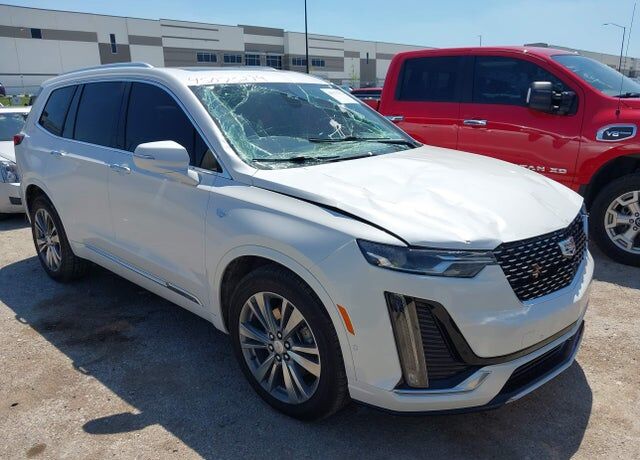 2021 CADILLAC XT6