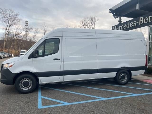2025 Mercedes-Benz Sprinter