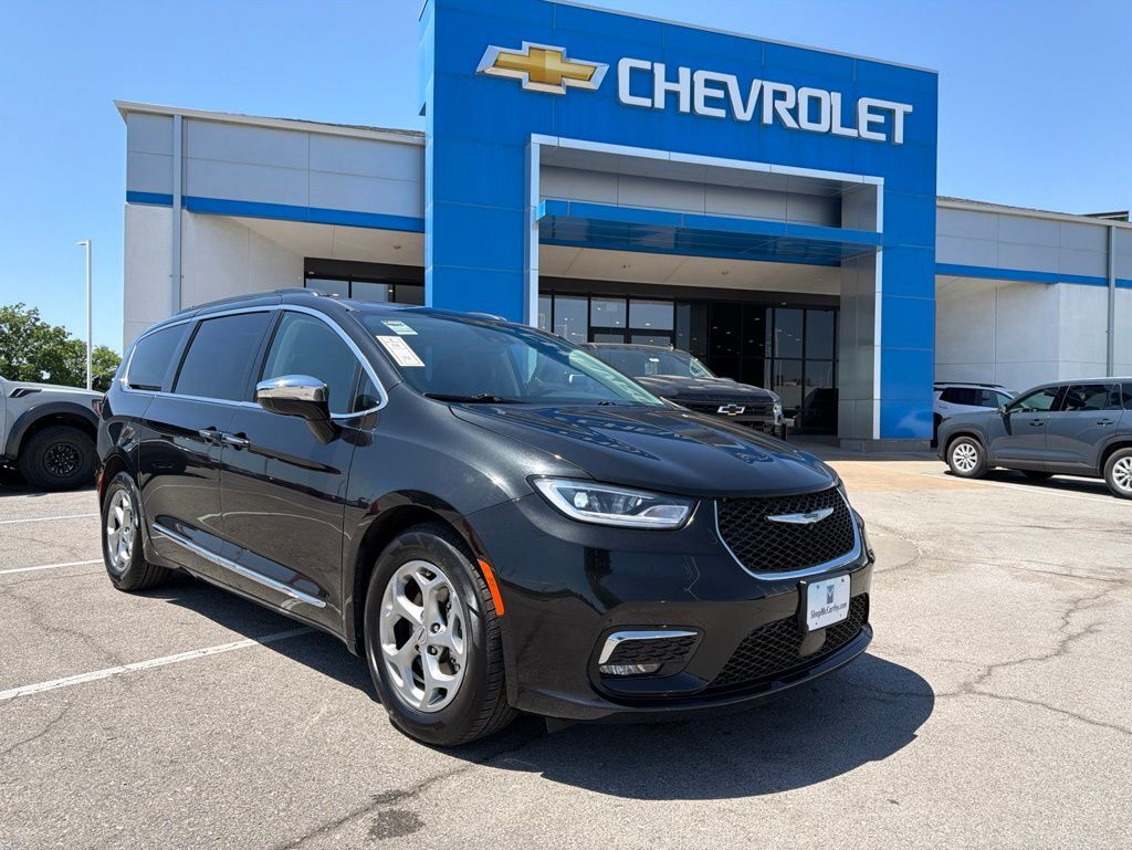 2023 CHRYSLER Pacifica