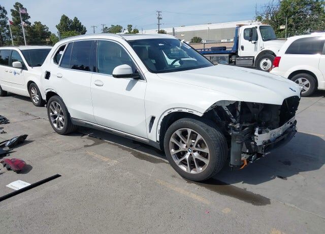 2022 BMW X5