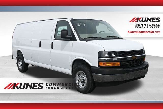 2026 CHEVROLET Express