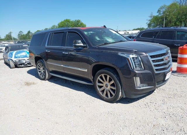 2016 CADILLAC Escalade
