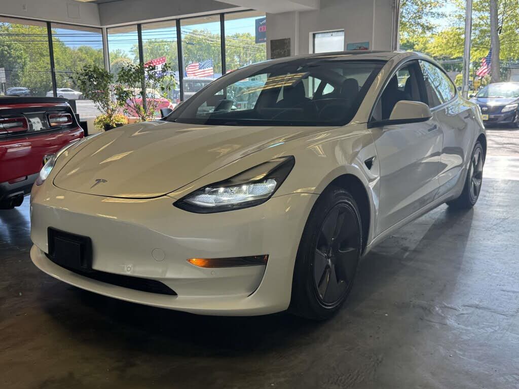2021 TESLA Model 3