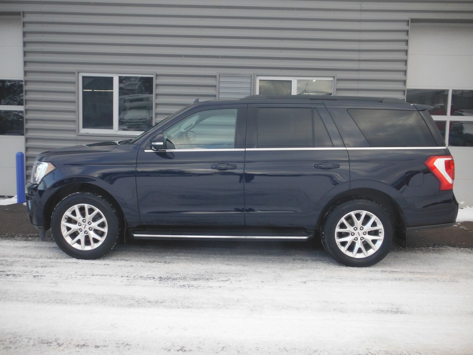 2021 FORD Expedition