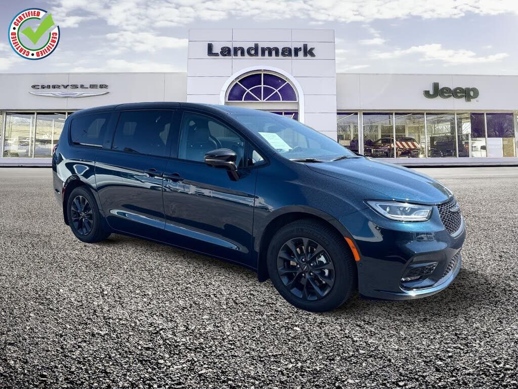 2024 CHRYSLER Pacifica