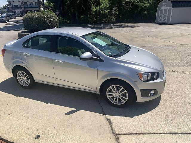 2015 CHEVROLET Sonic