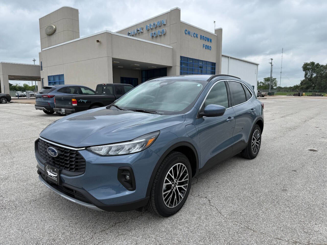 2025 FORD Escape