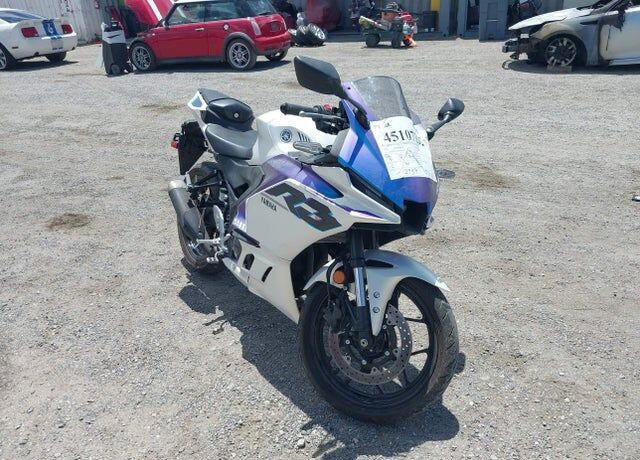 2025 YAMAHA YZF