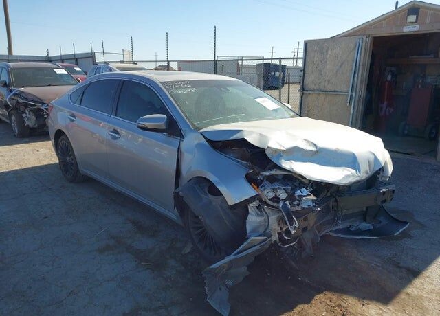 2017 TOYOTA Avalon