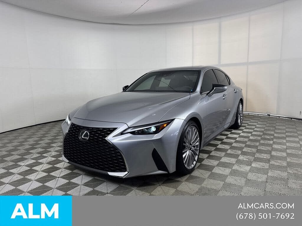 2025 LEXUS IS