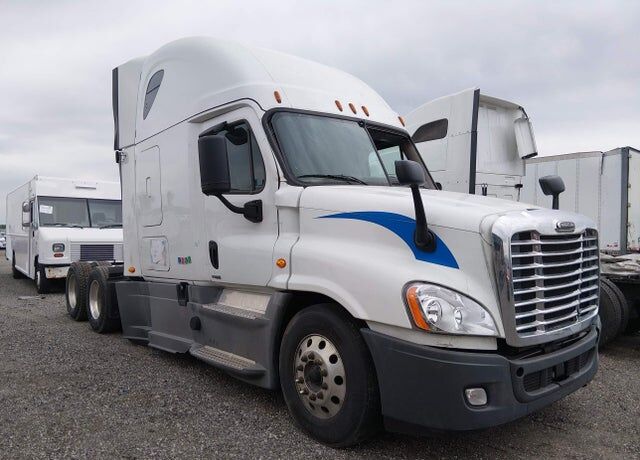 2018 FREIGHTLINER Cascadia