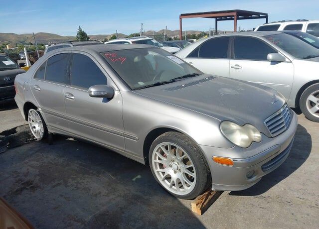 2006 MERCEDES-BENZ C-Class